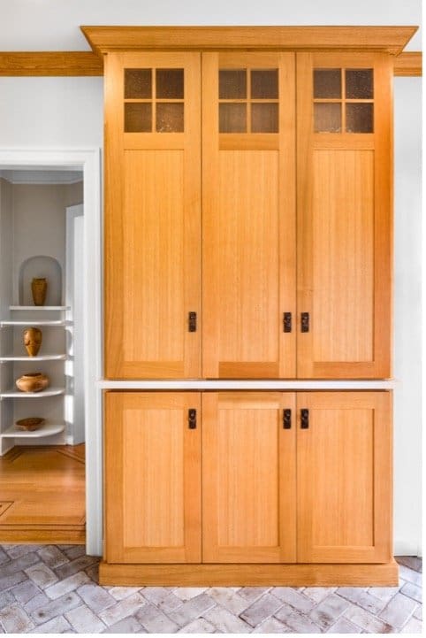 kitchen space details to wooden cabinets